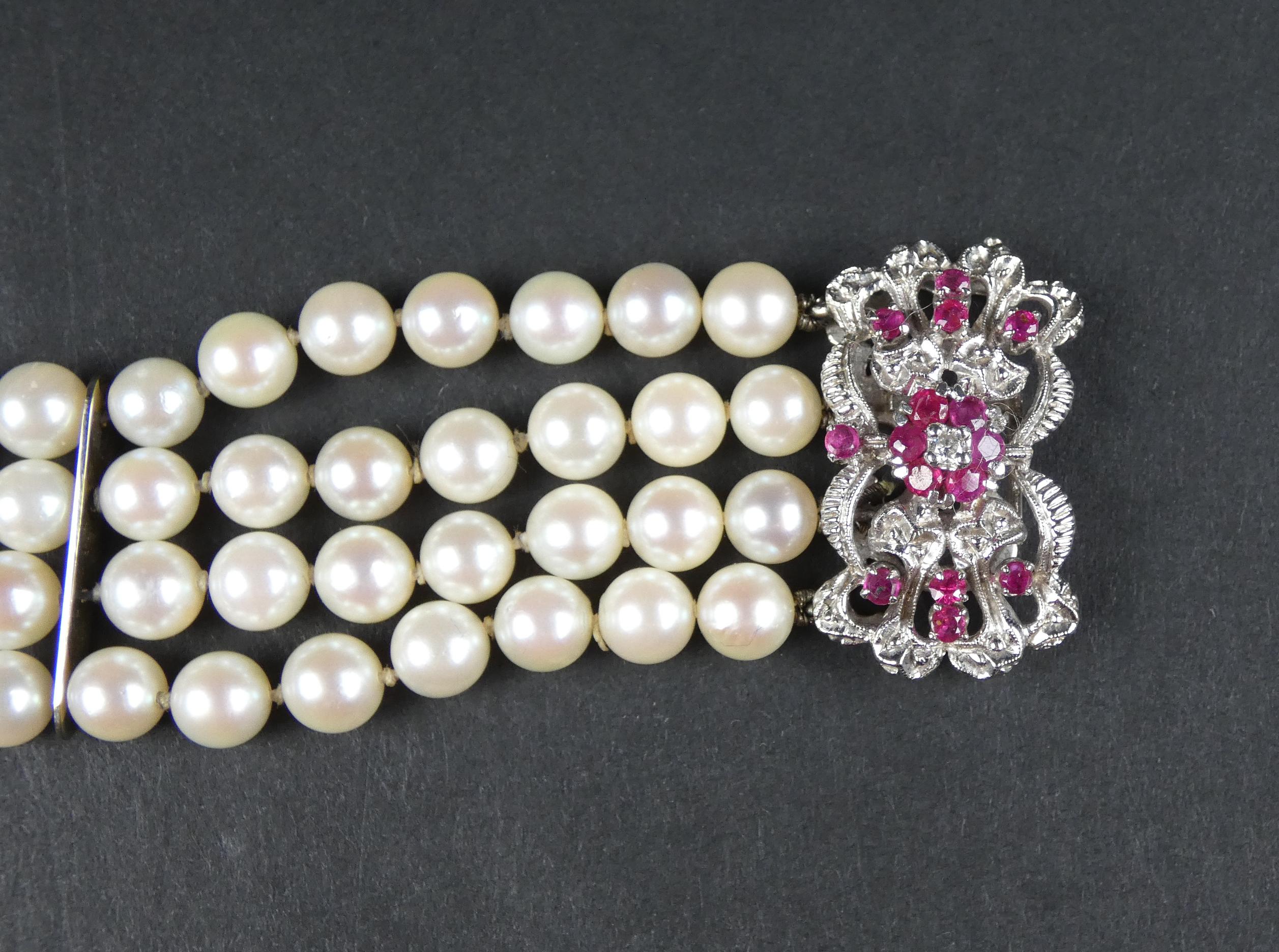 Bracelet 3 Rangs Perles De Culture Rubis - Fermoir En Or Jaune 18 Carats - Occasion élégant