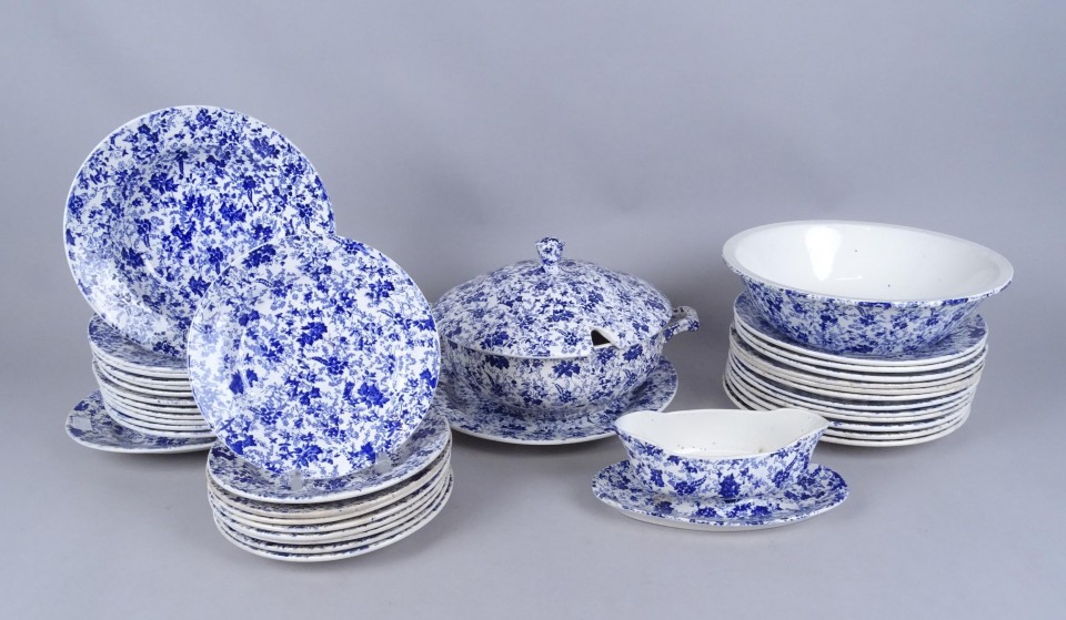 Grande Dinette Ancienne Nimy – Faïence Belge – Soupière, Plat, Saladier, Ravier – Animaux