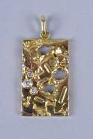 Bijou : Pendentif de créateur en or jaune 18K serti de diamants