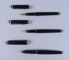 Collection : Stylo plume MONTBLANC 22 + stylo plume et stylo bille