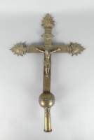 Objets : Croix de procession en cuivre fin 17eS début 18eS (usures , rest)