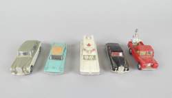 Joue : voitures miniatures (traces usage) DINKY TOYS MECCANO (3) : Ambulance SUPERIOR CRITERION , 198 Rolls Royce , DESOTO Fire Flite +2 CORGI TOYS