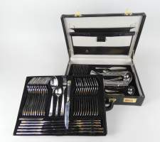 Argenterie : Ménagère 12 couverts en inox argenté et doré ROYAL et 12 couverts à servir (ds coffret)