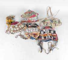 Africain : Lot de chapeaux ethnographique divers