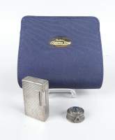 Bijou : Boite à pilule en argent + briquet DUPONT en métal argenté + pochette Christian DIOR ligne parfums