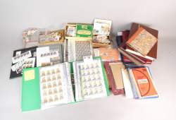Collection de timbres belges à la faciale en feuilles et parties de feuilles , au début collés et humides nombreux accidents + TP neufs et oblitérés Pays du monde + thèmes