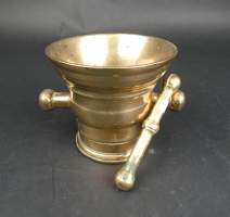 Objet : Mortier 17eS en bronze avec un pilon de style