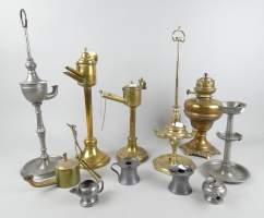 Objet : Lot de lampes en cuivre , étain et bronze