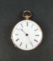 Bijou : Petite montre de gousset double cuvette en or jaune 18K mouvement à clé (en état)