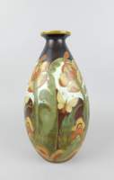Céramique : Vase Boch Keramis en faïence atelier de fantaisie circa 1934 monogrammé BP
