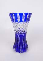 Verrerie : Vase en cristal taillé signé Val Saint Lambert bleu et incolore