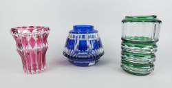 Verrerie : Vase en cristal taillé Val saint Lambert (égrenures sur le bleu)