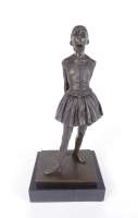 Sculpture : Bronze patine brune - Petite danseuse de 14 ans - signé DEGAS d'après DEGAS Edgar