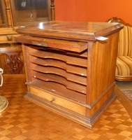 Meuble : Petit Rangement de bureau à poser 19eS en acajou