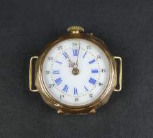 Bijou : Montre de col transformée en bracelet cuvette extérieure en or jaune 18K mouvement à remontoir (en état)