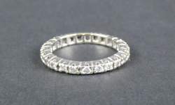 Bijou : Bague/alliance américaine en or jaune et blanc 18K sertie de diamants