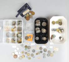 Collection : pièces de monnaie en argent et qq pièces au kilo +14 euros de pièces de 2 euros + 2pièces romaines dont 1 sesterce de Antonin le Pieux