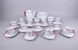 Céramique: service à café et à thé en porcelaine de Limoges modèle Coquet forme