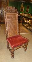 Meuble:Chaise de style Louis XIII Néo-Renaissance dossier canné et tissu velours
