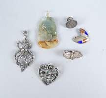 Bijou: Lot de bijoux en argent P: 17,2g et pendentif probablement en jade (6pcs)