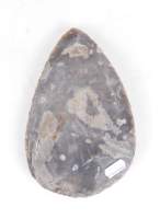 Objet : Biface amygdaloïde en silex gris , Acheuléen?