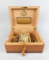 Objet : Cave à cigares ELIE BLEU Paris marqueterie de bois hygromètre et régulateur d'humidité