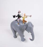 BD : HERGE , création Moulinsart - Tintin éléphant - N° 49/2000 en plomb circa 1998 Collection classique