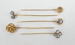 Bijou : 5 Epingles de cravate en or jaune 18K