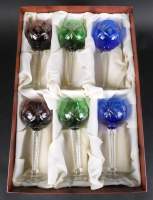 Verrerie : Coffret de six verres à vin du Rhin en cristal taillé Roemers doublés (2 pt ecl) avec certificat