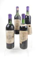 Vin: 4 bouteilles Château La Conseillante 2 de 1967 et 2 de 1964, 3 niveaux mi-é