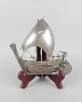 Argenterie : Voilier en argent poinçon 925