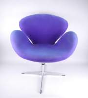 Meuble : Fauteuil Vintage d'après le modèle SWAN de Arne JACOBSEN Housse à fermeture (tache)