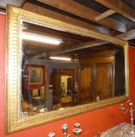 Meuble : Grand miroir doré glace biseautée étiquette made in Belgium fixation horizontale ou verticale