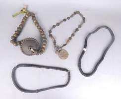 Africain : 4 colliers , Ghana Ashantis , Yoruba