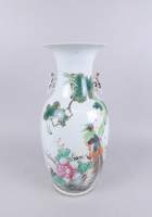 Asiatique : Vase en porcelaine de Chine décor peint