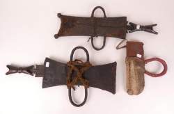 Africain : 2 glaives et 1 fourreau Bamiléké , Cameroun