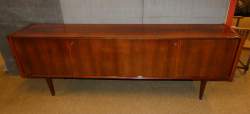 Meuble vintage : Grande enfilade en plaquage de palissandre de style Scandinave circa 1960/70