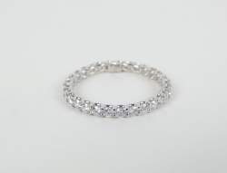 Bijou: Bague/alliance en or blanc 18K sertie de 29 diamants pour env. 0,85cts P: