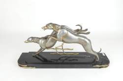 Sculpture : Garniture de cheminée en métal - Course de Levriers - plaque marquée ROCHARD ROCHARD Irène