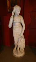 Objet : Importante sculpture de jardin - femme nue à l'antique -