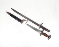 Militaria : Dague allemande NSKK + 1 Baïonnette anglaise 1ere guerre (2pcs)