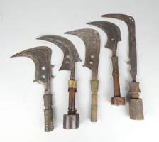 Africain : 5 couteaux majoritairement du Mangbetu