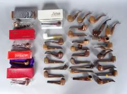 Collection : (34) lot de 33 pipes en bruyère et 1 blanche dont bayard , Club Real Briard , Derby , Salvatello , Alpha , Jeantet