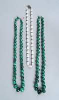 Bijou : Collier de perles de malachite (2) + collier en pierres et fermoir en argent