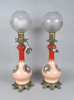 Céramique : paire de lampes en porcelaine et bronze a/ médaillons de personnages 2ème moitié 19eS