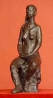 Sculpture en resine -Diane assise- de Katerina PORTER Ed. VI/XII H:35cm