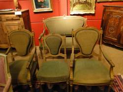 Meuble: Salon de style Louis XVI époque NapIII en bois sculpté doré tissu vert f