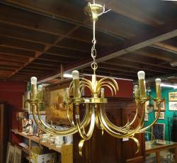 Luminaire: Lustre BOULANGER en laiton Circa 1970 Luminaire: Lustre BOULANGER en laiton Circa 1970
