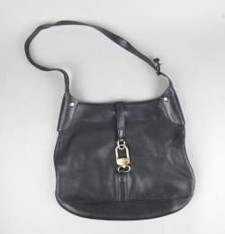 Mode : Sac à main en cuir DELVAUX modèle YUCCA (bel état gen , légère usure d'usage)