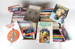 BD : lot de Bandes dessinées (140) (bon état général) BD : lot de Bandes dessinées (140) (bon état général)
